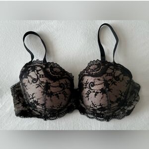 Victoria’s Secret Dream Angels Lined Demi Bra 36D Black Lace